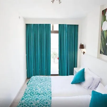 Revoli Playa Apart Hotel *